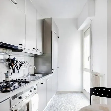 Porta Romana Comfortable Flat Con Balcone * Milan