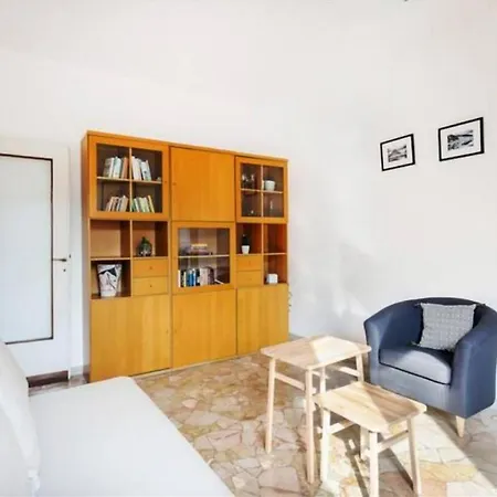 Porta Romana Comfortable Flat Con Balcone Apartamento