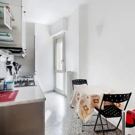 Porta Romana Comfortable Flat Con Balcone Milan